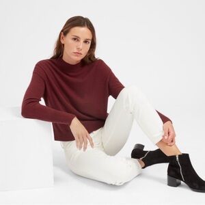 Everlane Women's Sweater in Burgundy